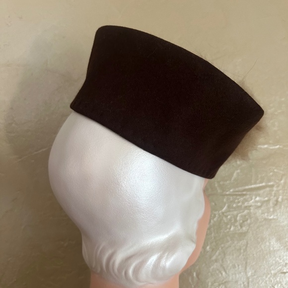 DASHING 1940s\' BROWN FELT \